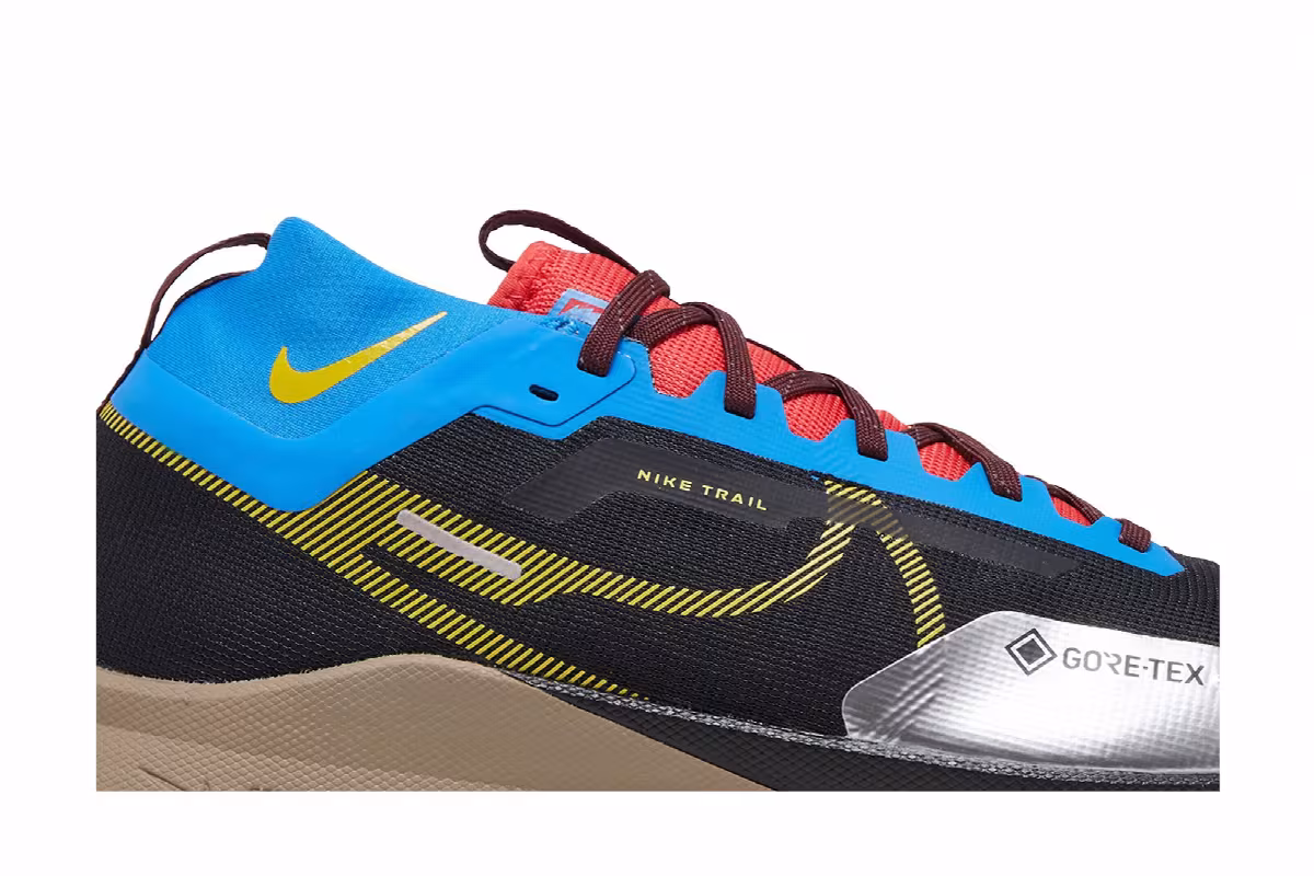 Nike React Pegasus Trail 4 GORE-TEX Black Vivid Sulfur, view 3