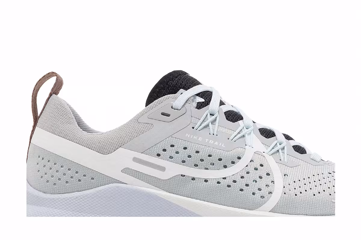 Nike Women's React Pegasus Trail 4 Light Smoke Smokey Mauve, view 3