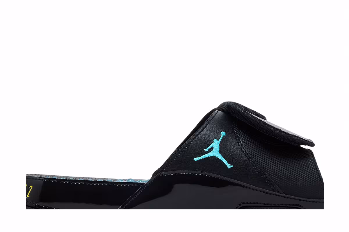 Air Jordan Hydro 11 Slide Gamma, view 3