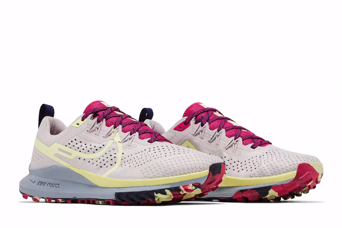 Nike Women's React Pegasus Trail 4 Platinum Violet Luminous Green, view 9