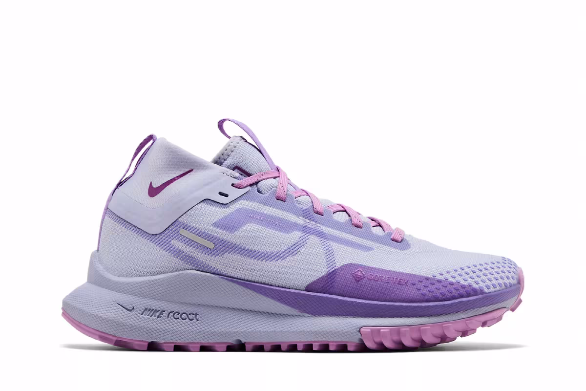 Nike Women's React Pegasus Trail 4 GORE-TEX Oxygen Purple, view 2