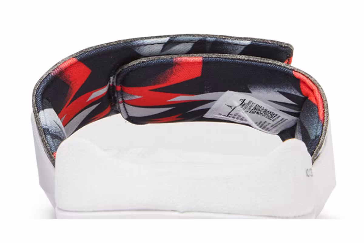 Paris Saint-Germain x Air Jordan Jordan Hydro Slide 7 V2 White Black, view 8