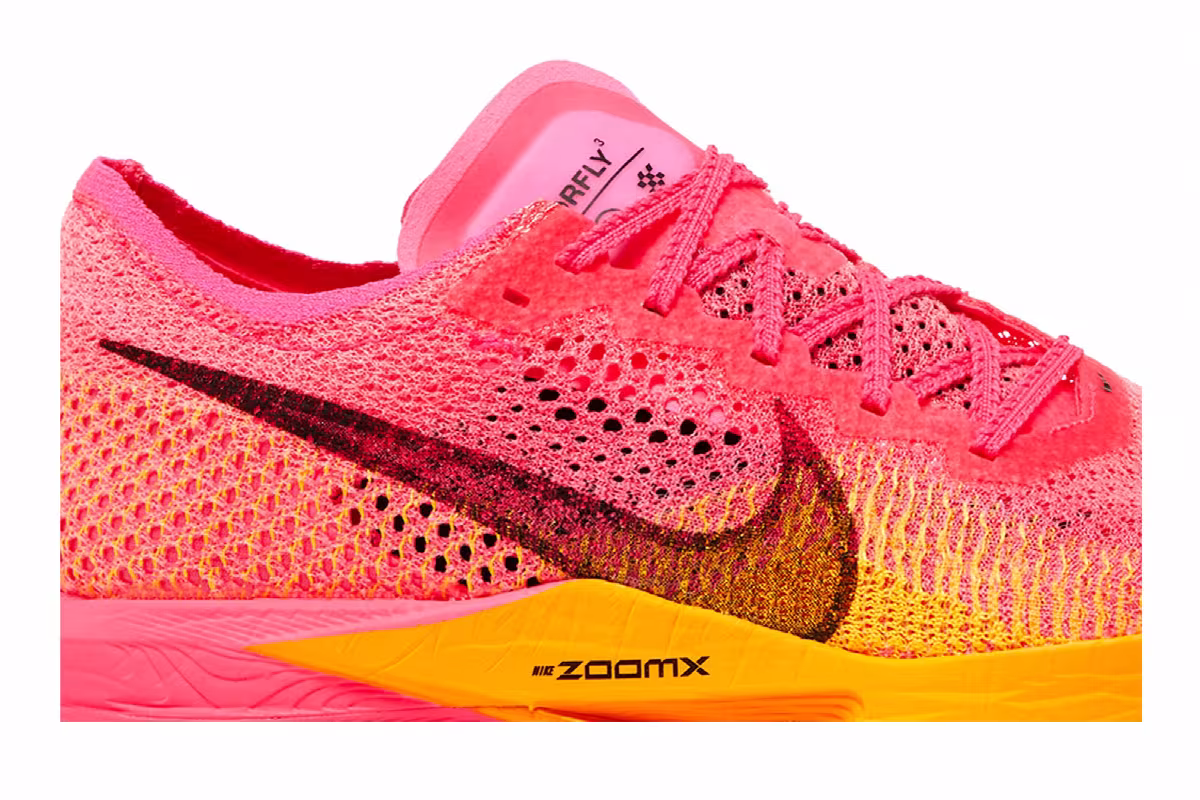 Nike ZoomX VaporFly Next% 3 Hyper Pink, view 3