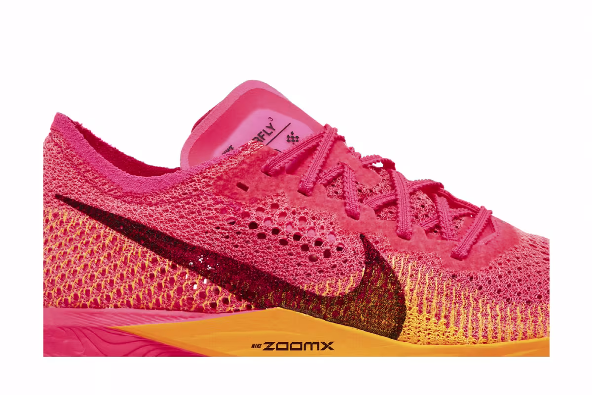 Nike Women's ZoomX VaporFly Next% 3 Hyper Pink, view 3