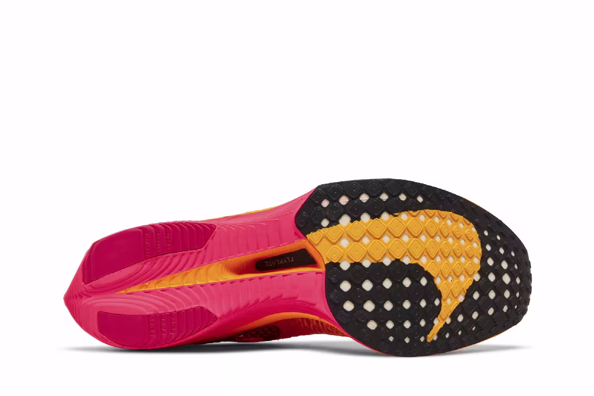 Nike Women's ZoomX VaporFly Next% 3 Hyper Pink, view 5