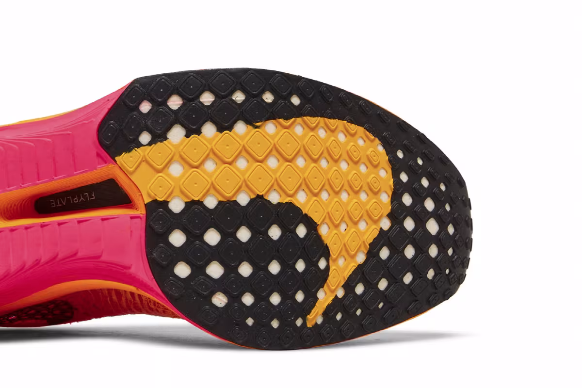 Nike Women's ZoomX VaporFly Next% 3 Hyper Pink, view 6