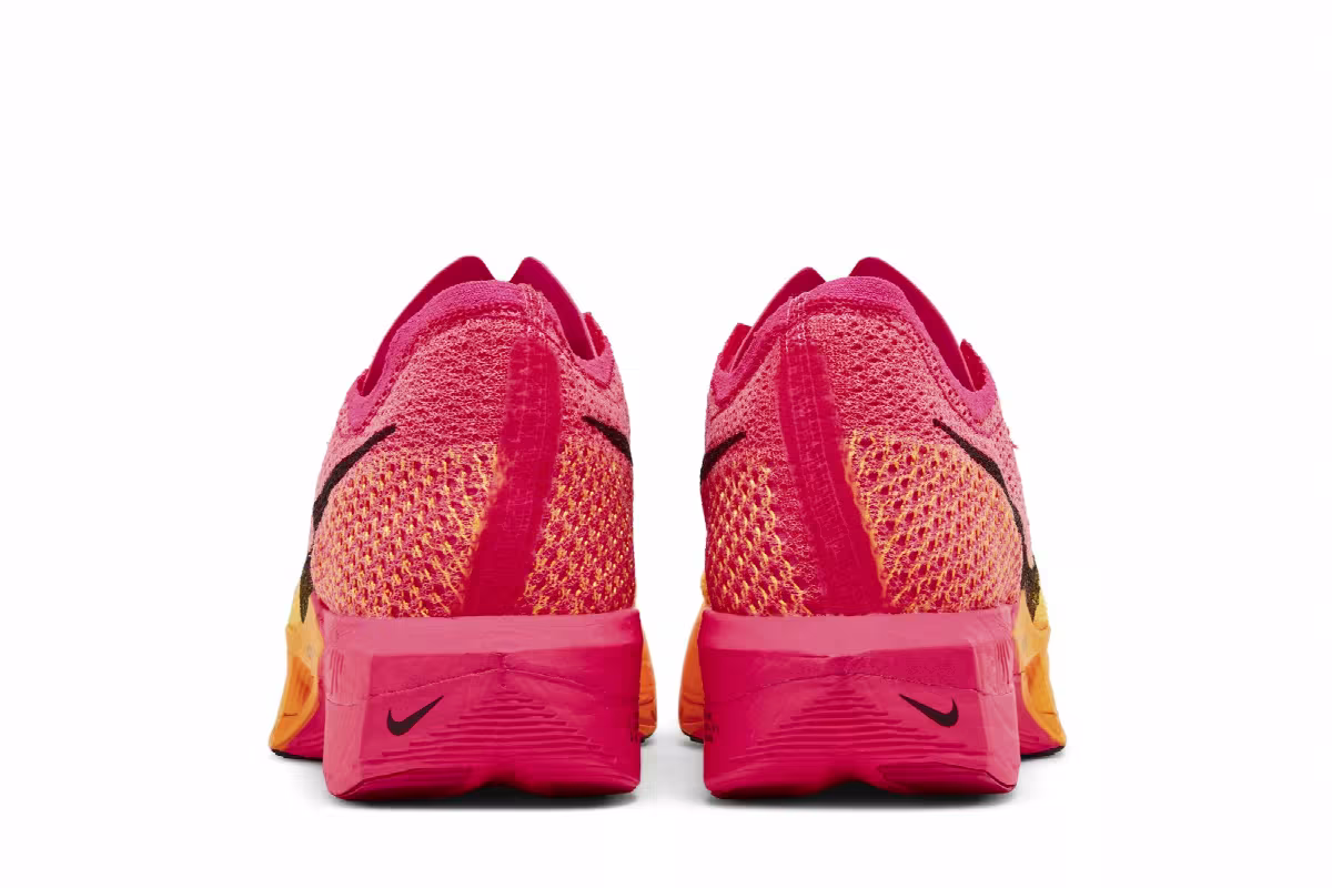 Nike Women's ZoomX VaporFly Next% 3 Hyper Pink, view 7