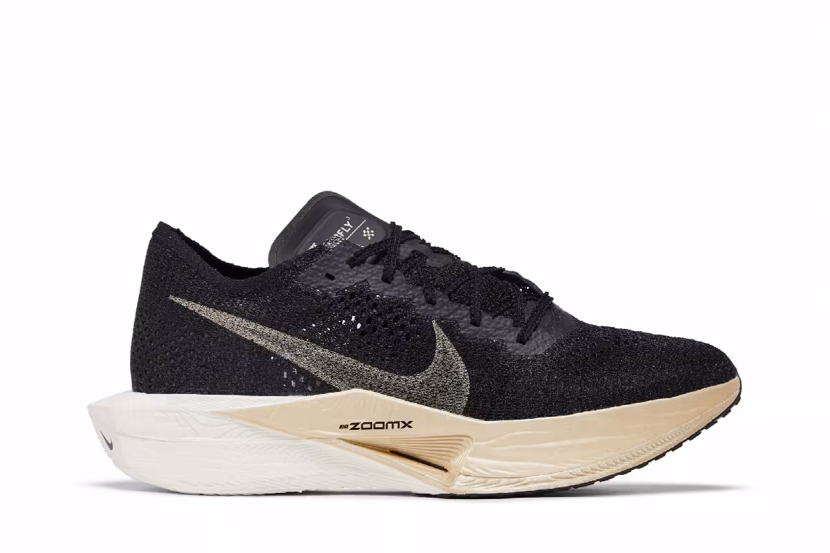 Nike ZoomX VaporFly Next% 3 Black Metallic Gold Grain, view 2