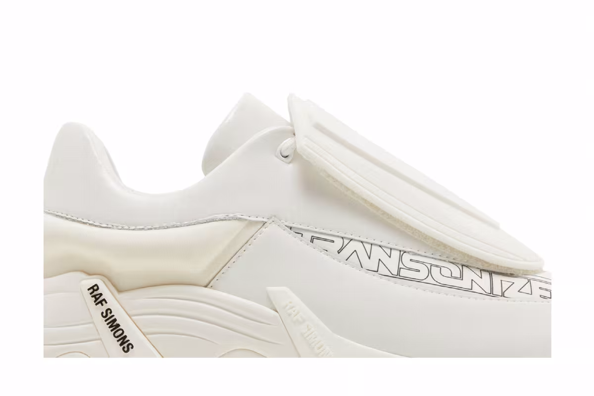 Raf Simons Cylon-21 Off-White Black, view 3