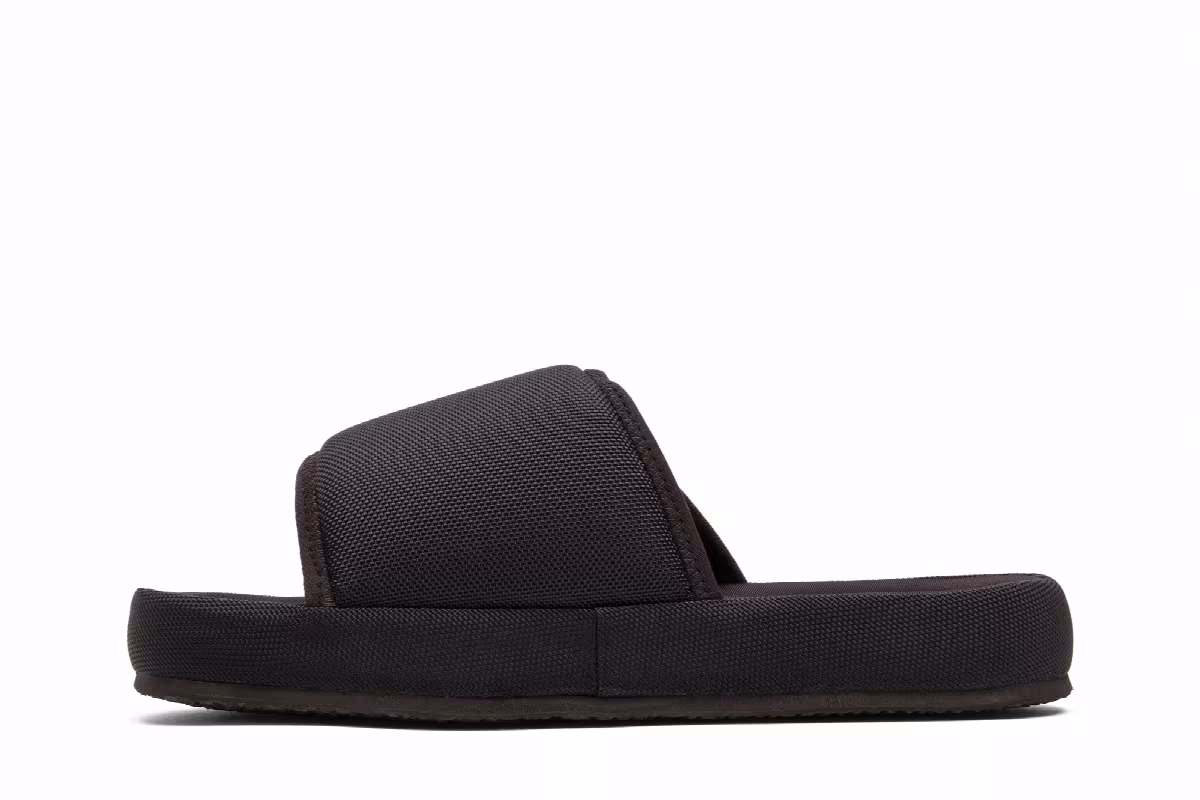Yeezy Season 7 Nylon Slipper Oil, view 4