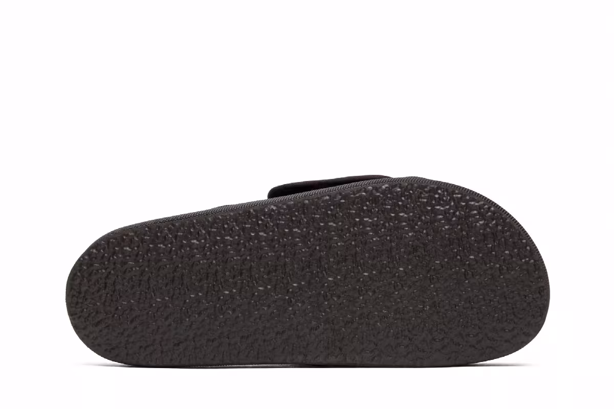 Yeezy Season 7 Nylon Slipper Oil, view 5
