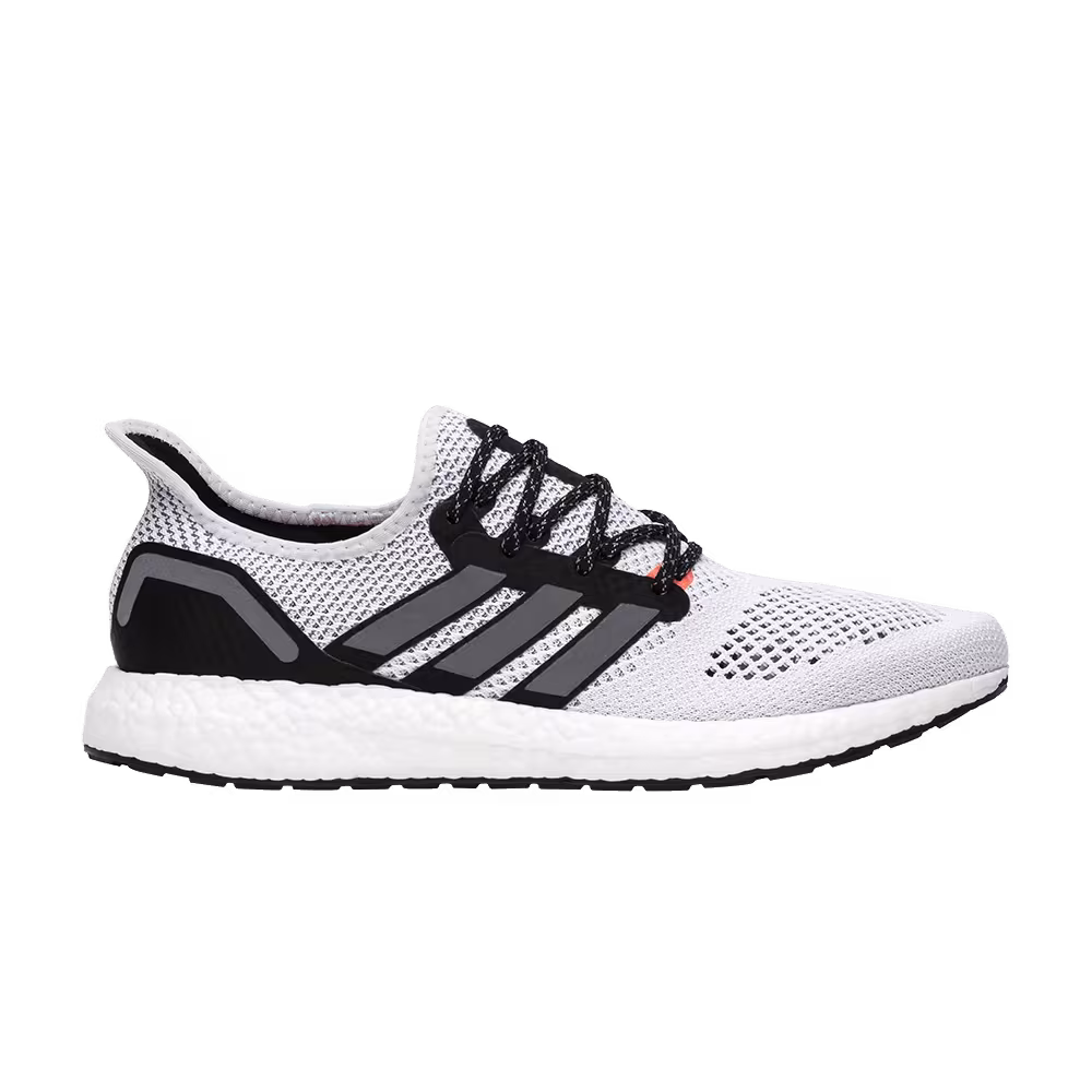 adidas AM4TKY Tokyo