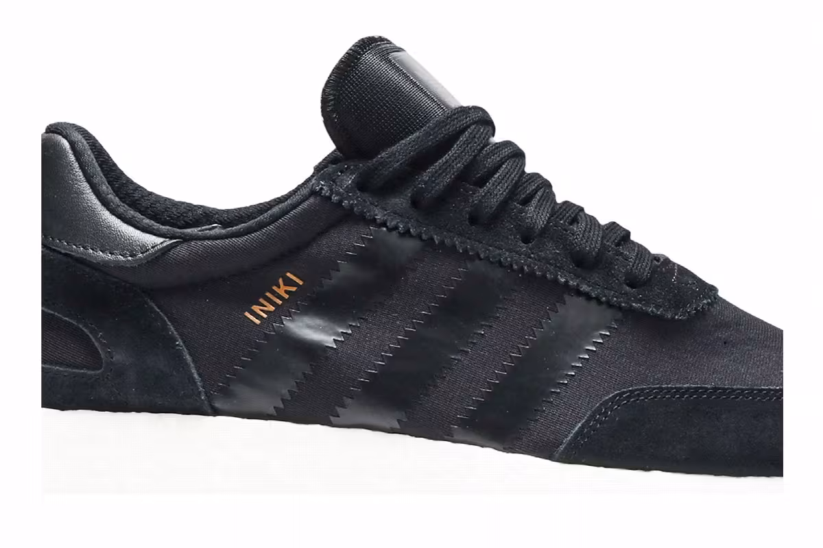Adidas Iniki Runner Black, view 3