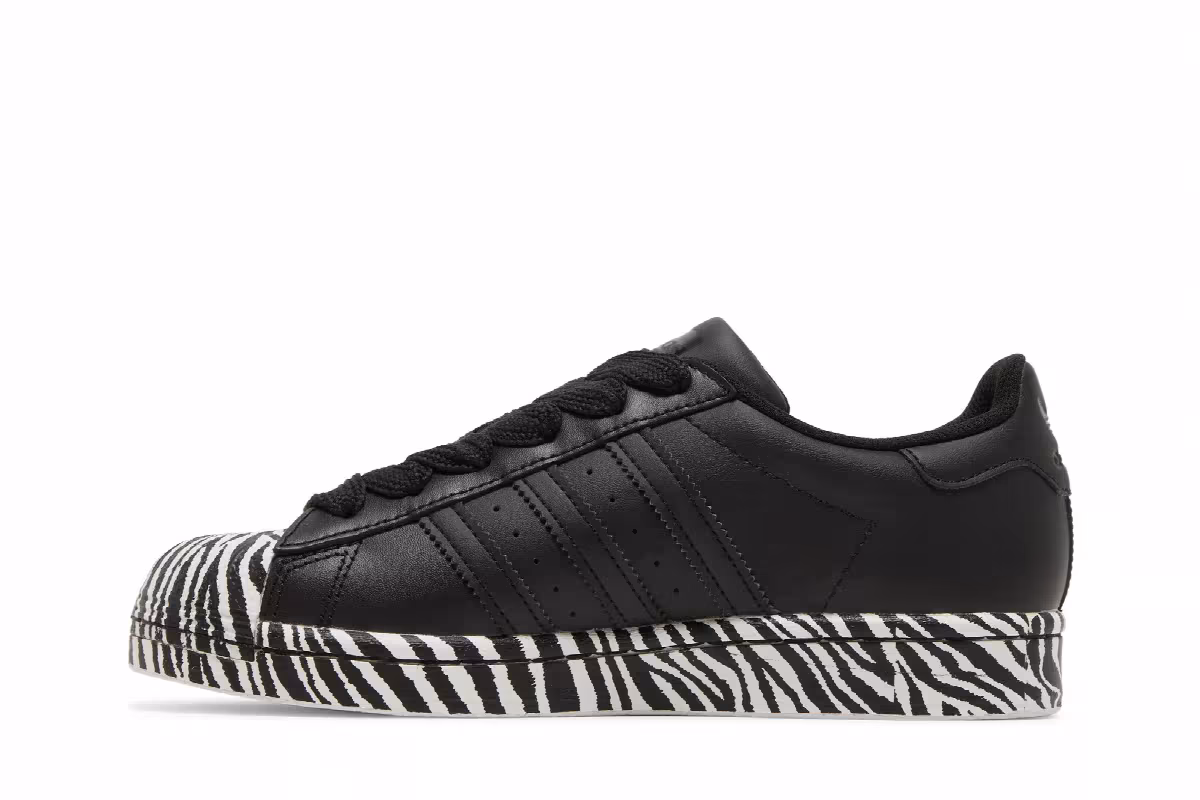 Adidas Women's Superstar Zebra Print, view 4