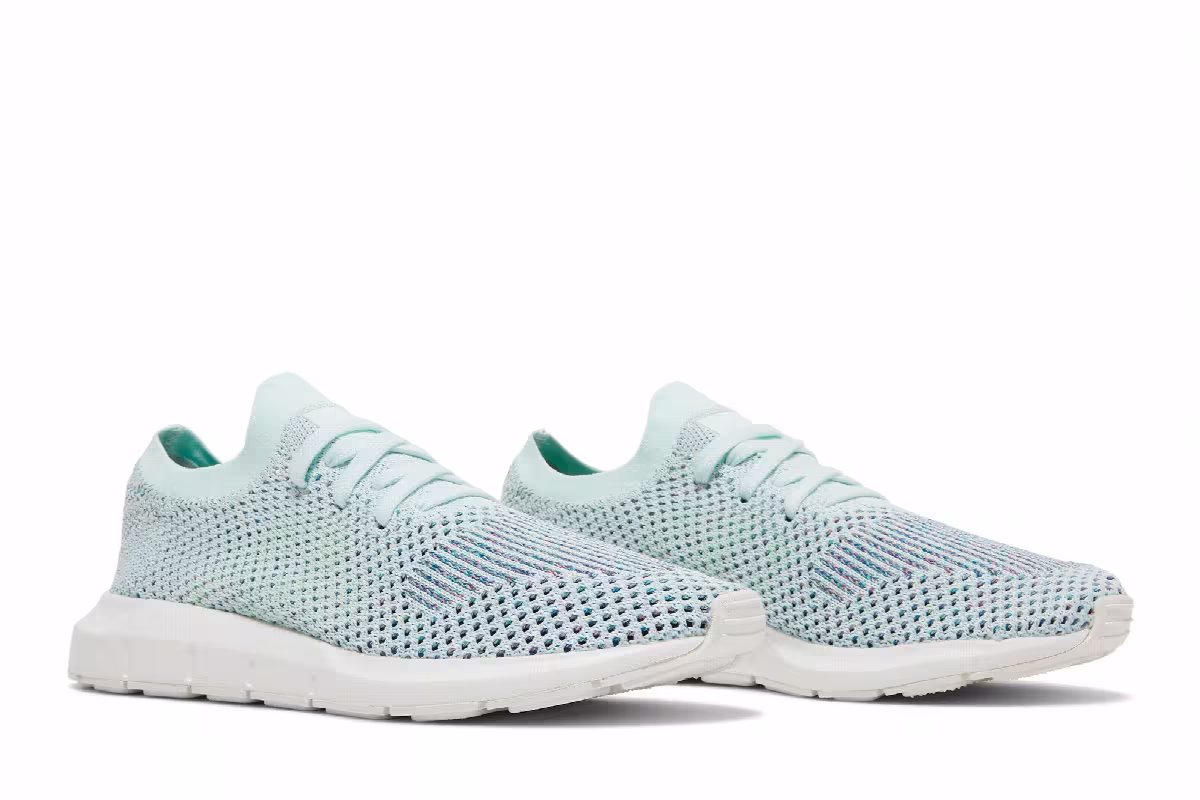 Adidas Women's Swift Run Primeknit Ice Blue, view 9
