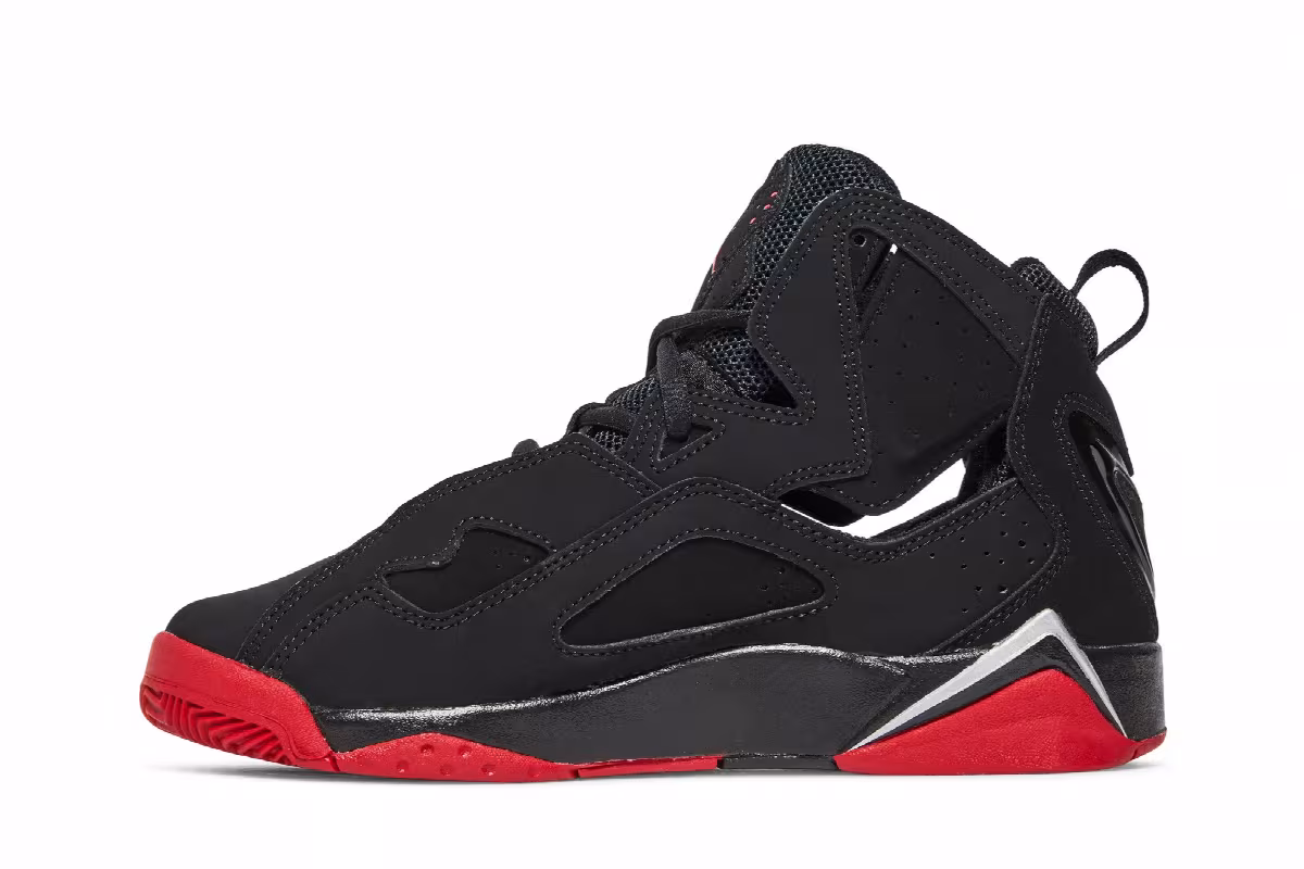 Air Jordan True Flight GS Bred, view 4