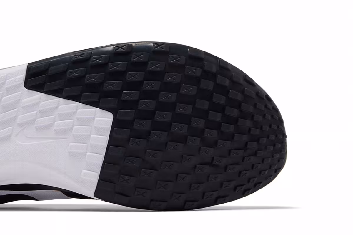 Nike Zoom Rival Waffle 6 Black Metallic Silver, view 6