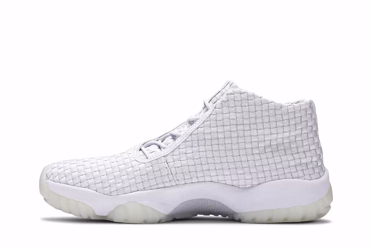 Air Jordan Future Pure Platinum, view 4