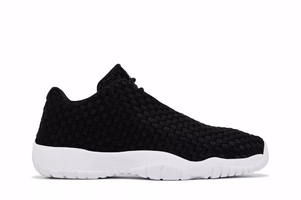 Air Jordan Future Low GS Black, view 2