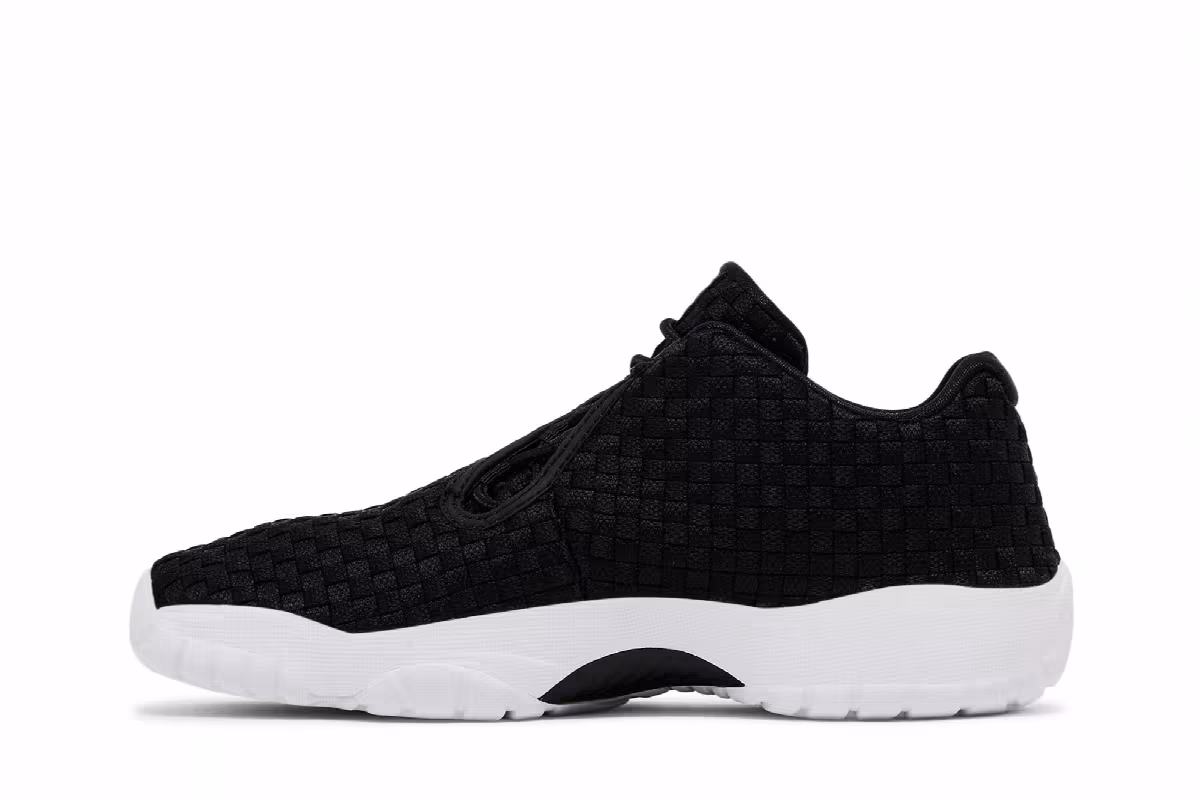 Air Jordan Future Low GS Black, view 4