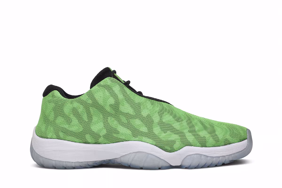 Air Jordan Future Low Light Poison Green Camo, view 2