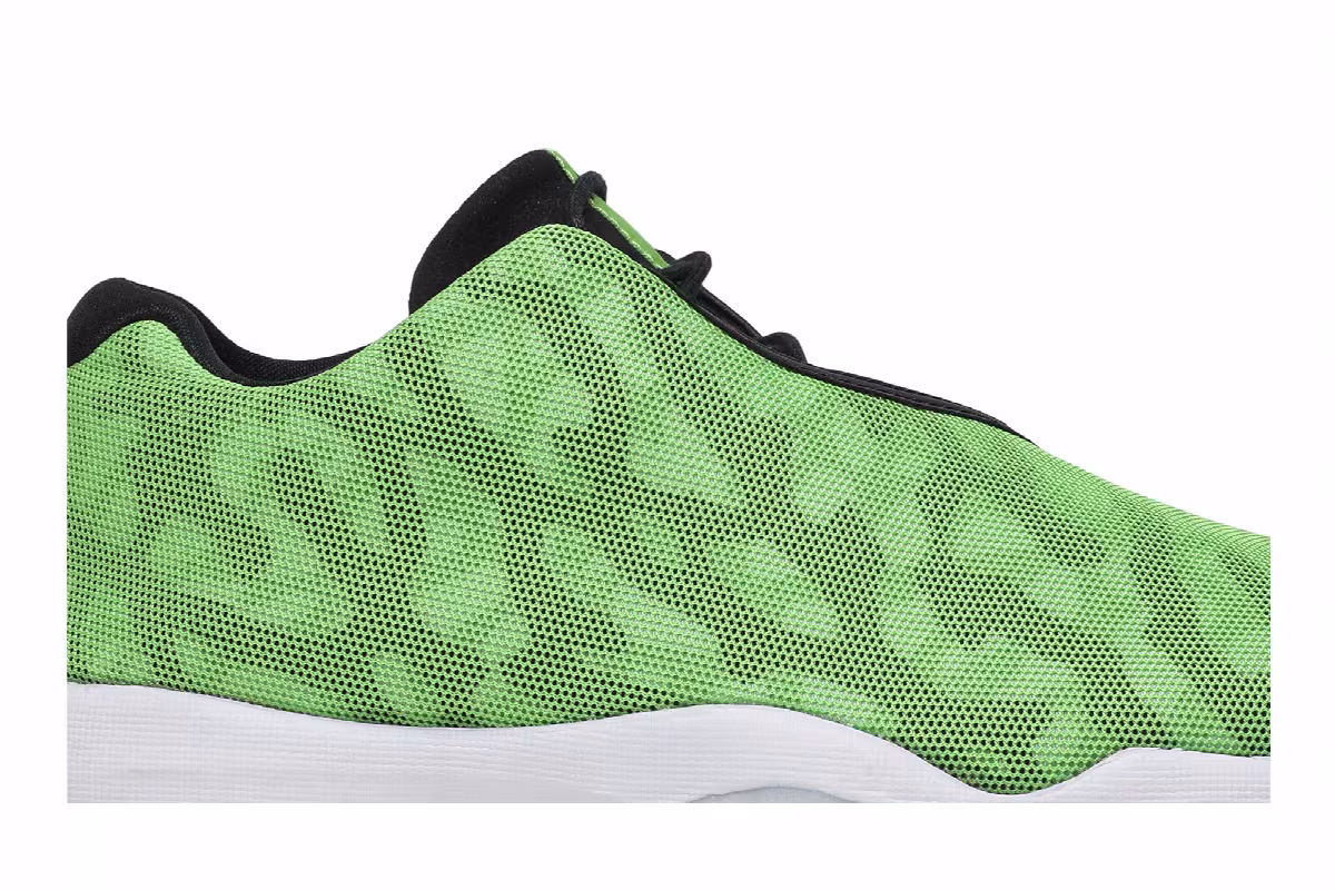 Air Jordan Future Low Light Poison Green Camo, view 3