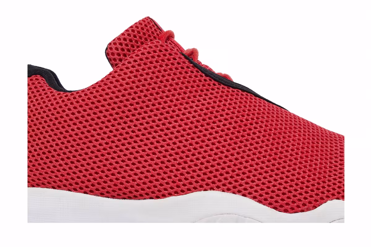 Air Jordan Future Low 3M University Red, view 3