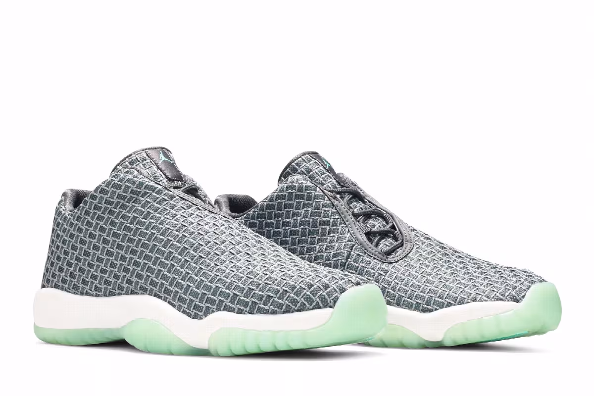 Air Jordan Future Low GS Wolf Grey, view 9