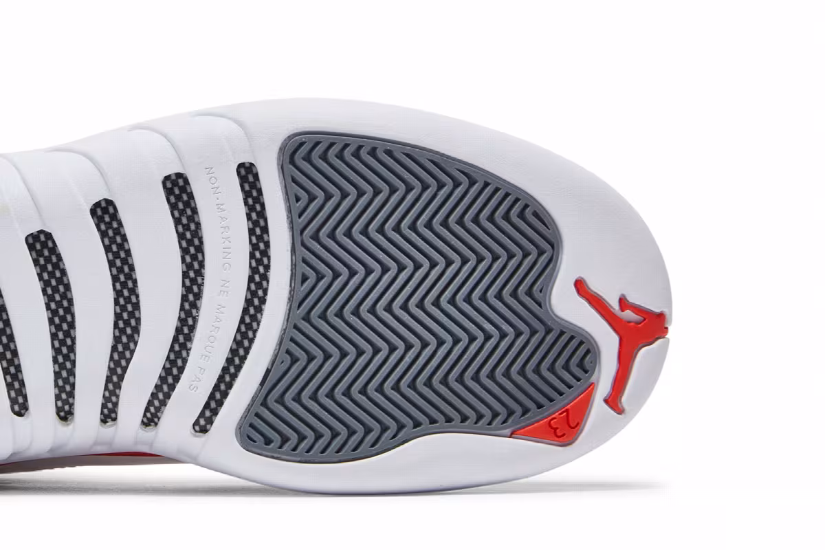 Air Jordan 12 GS Cool Grey, view 6