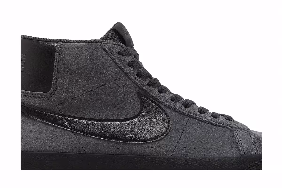 Nike Zoom Blazer Mid SB Anthracite Black, view 3