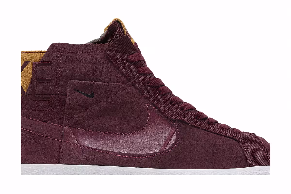 Nike Zoom Blazer Mid Premium SB Maroon Patchwork, view 3