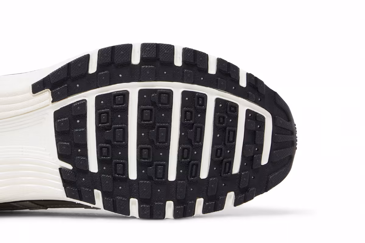 Nike P-6000 Metallic Silver, view 6