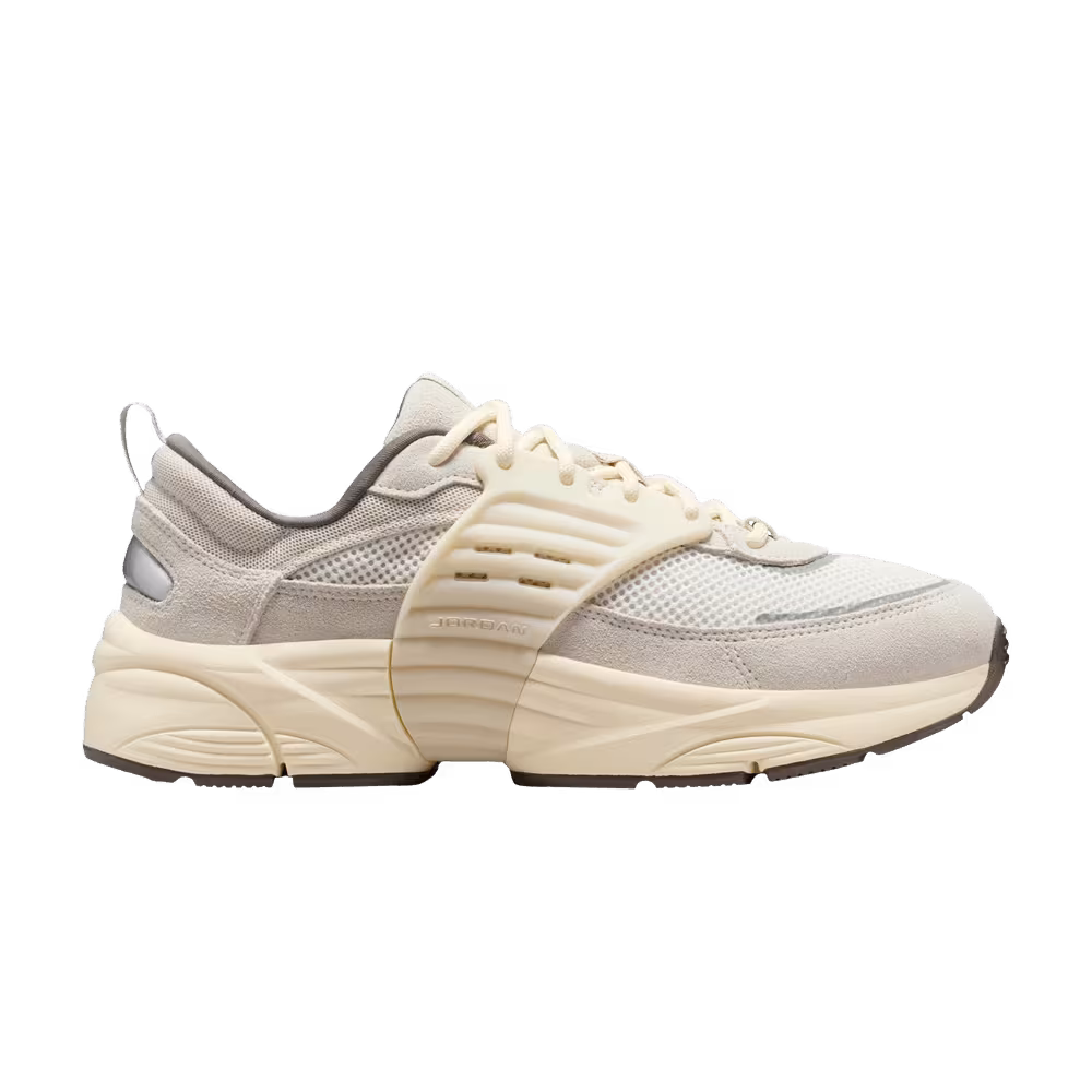 Air Jordan Trunner O/S Light Orewood Brown