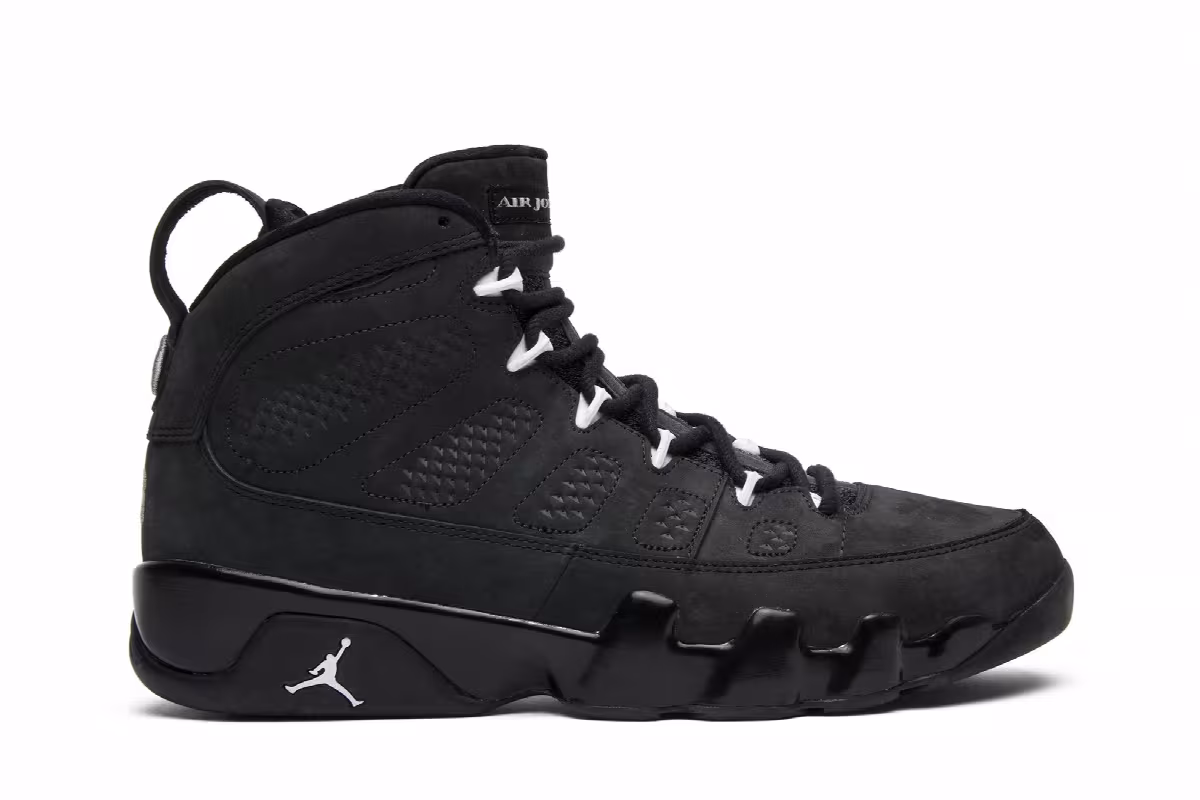Air Jordan 9 Oregon Ducks, view 2