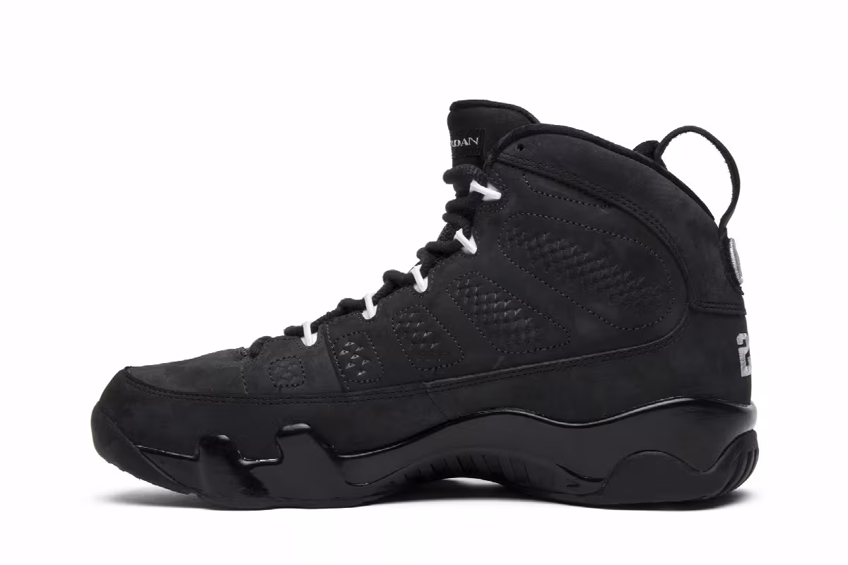Air Jordan 9 Oregon Ducks, view 4