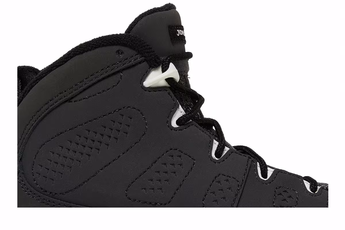 Air Jordan 9 PS, view 3