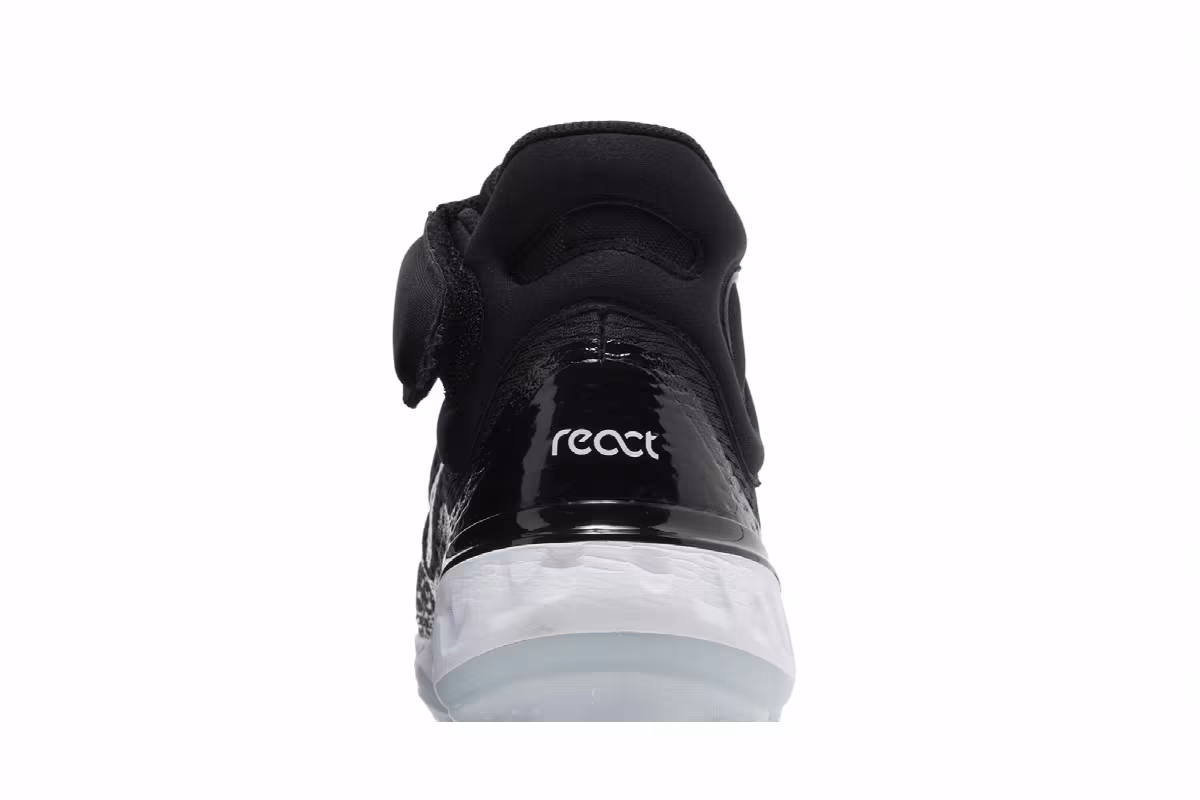 Nike Alpha Huarache Elite 4 Mid Black White, view 8