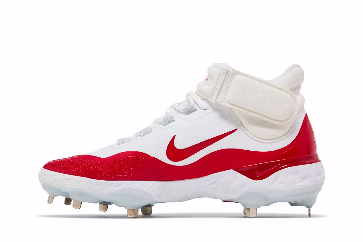 Nike Alpha Huarache Elite 4 Mid White University Red, view 4