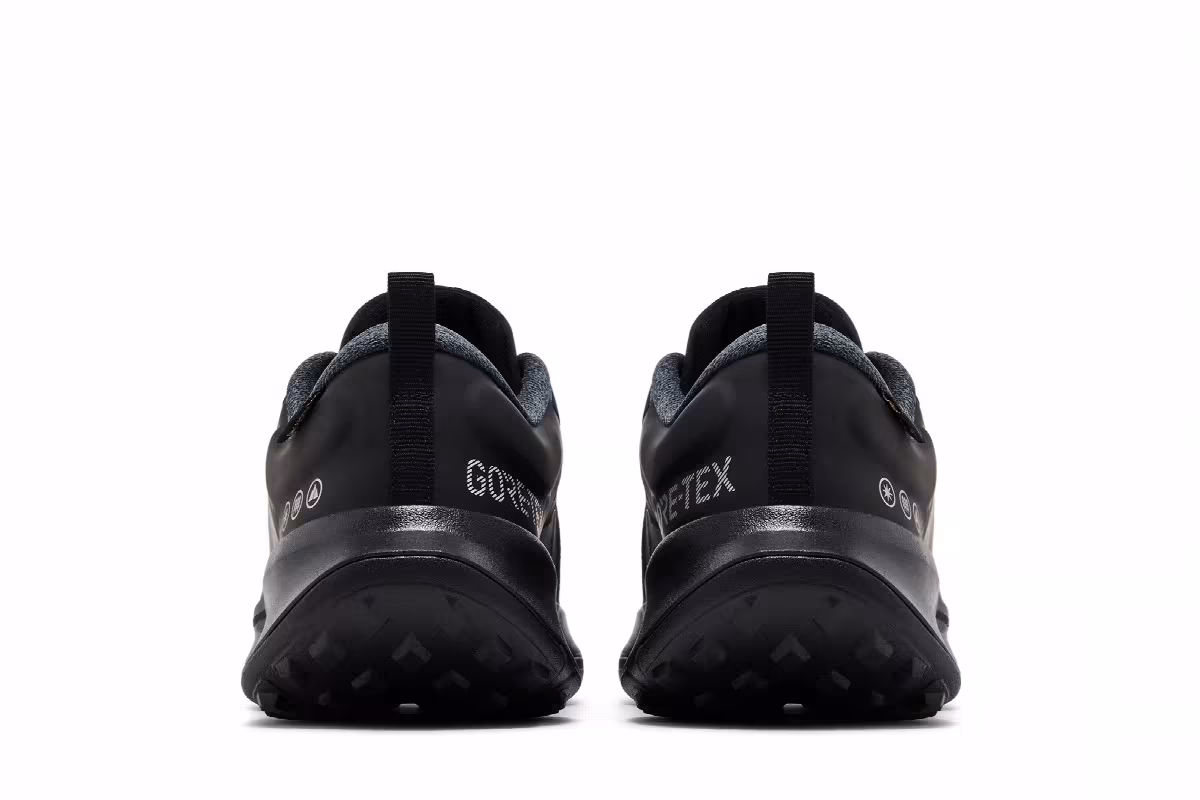 Nike Women's Juniper Trail 2 GORE-TEX Black Cool Grey, view 7
