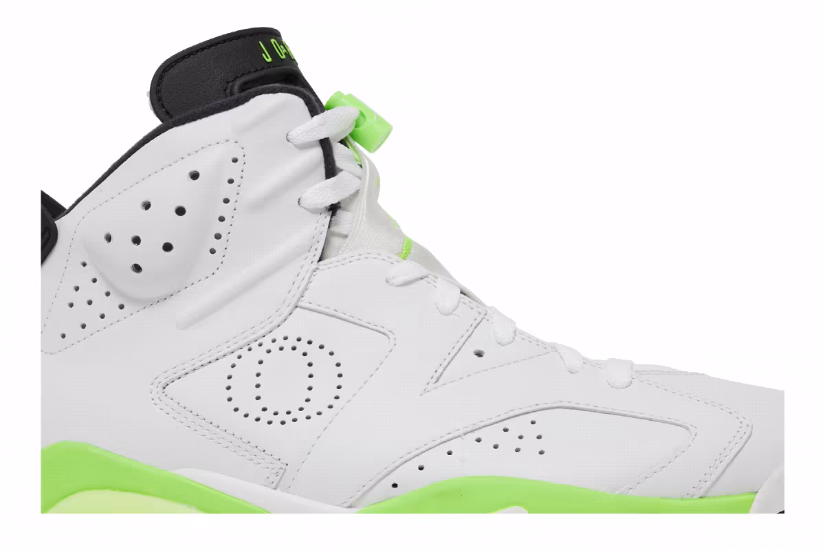 Air Jordan 6 Oregon Ducks - White, view 3