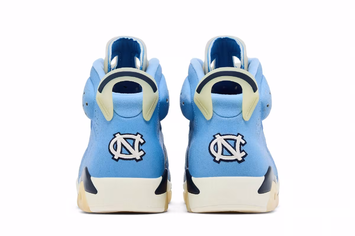 Air Jordan 6 UNC, view 7
