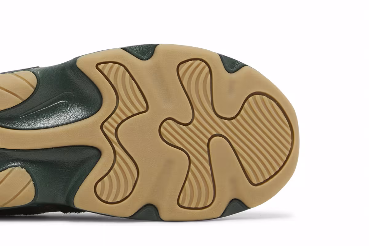 Nike Women's Tech Hera Oil Green, view 6