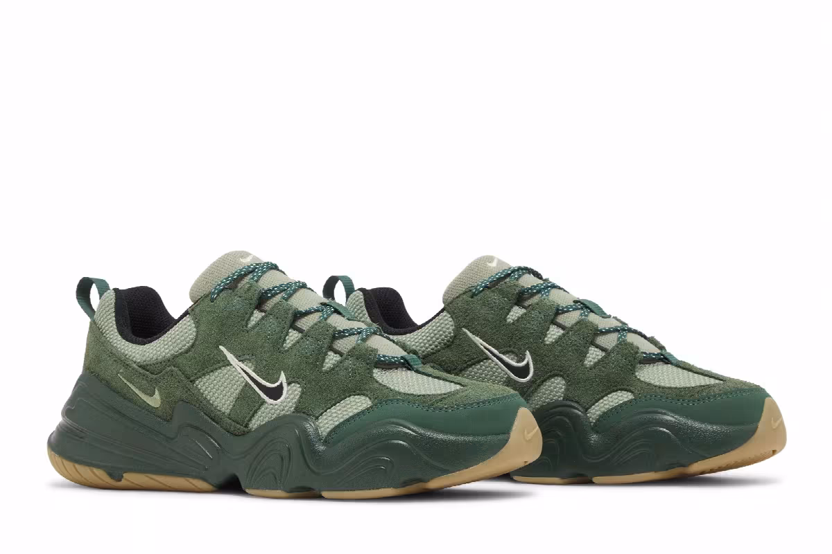 Nike Women's Tech Hera Oil Green, view 9