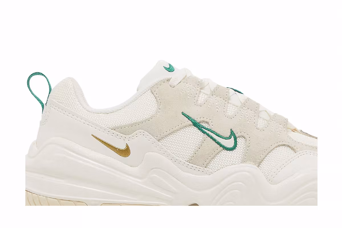 Nike Women's Tech Hera Pale Ivory Sail, view 3