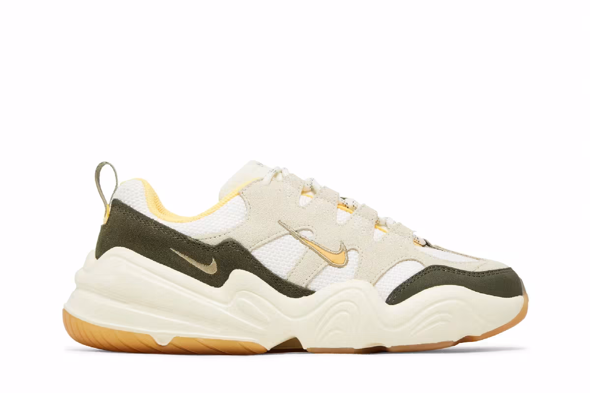 Nike Women's Tech Hera Sail Olive, view 2
