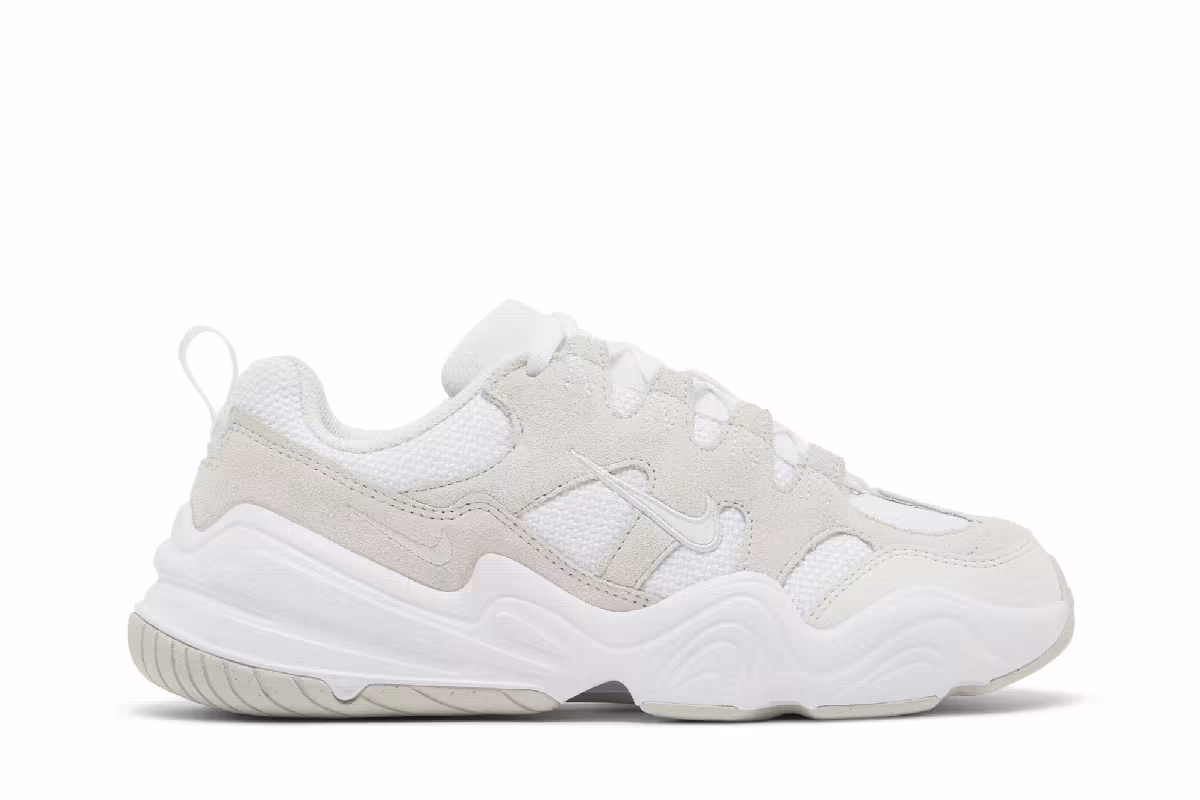 Nike Women's Tech Hera White Photon Dust, view 2