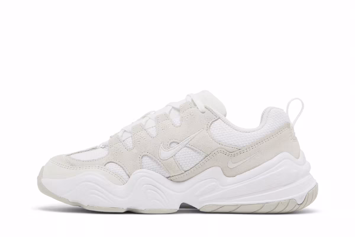 Nike Women's Tech Hera White Photon Dust, view 4