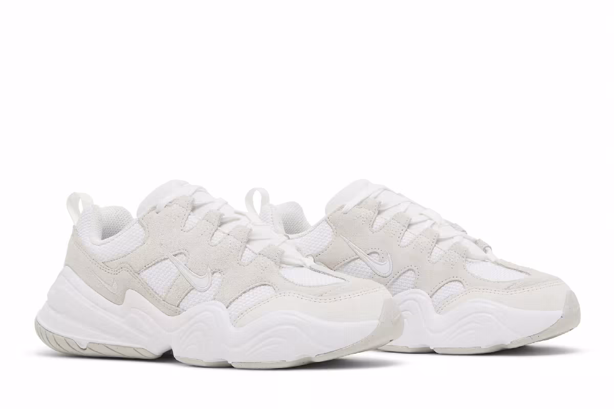 Nike Women's Tech Hera White Photon Dust, view 9