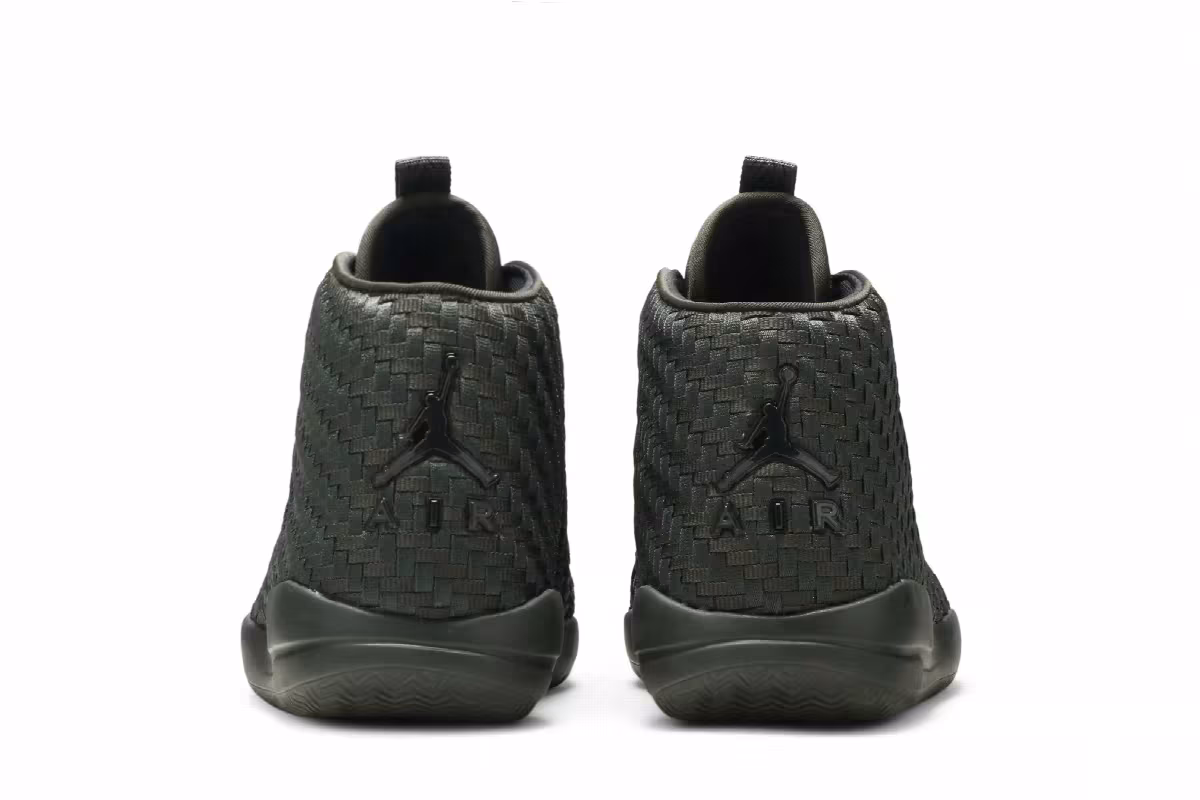 Air Jordan Eclipse Chukka Sequoia, view 7