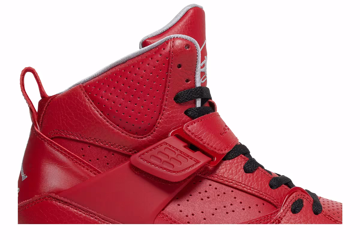 Air Jordan Flight 45 High Gym Red, view 3